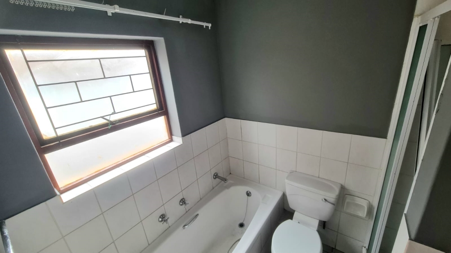 To Let 2 Bedroom Property for Rent in Brackenfell Central Western Cape